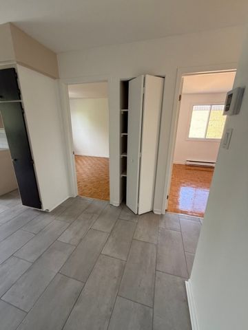 Appartement à louer - Sainte-Thérèse (Centre (Vieux)) - Photo 4