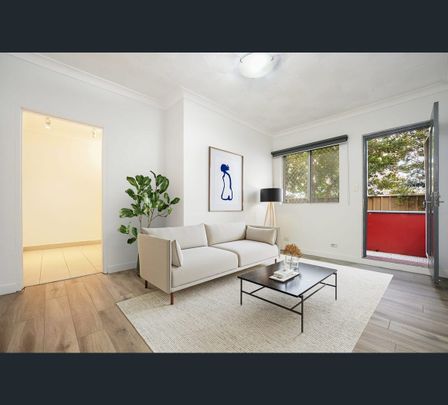 3/252 River Avenue, Carramar, NSW 2163 - Photo 1