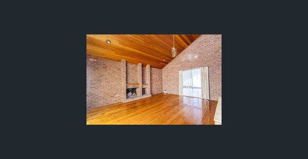 Perfect Family Home! - Photo 1