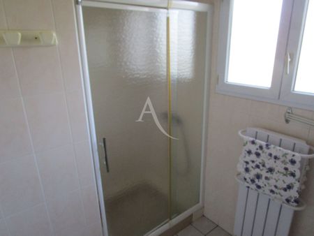 Location Maison 5 pièces 98m² - Photo 3