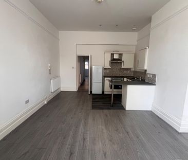 2 Bed Flat, Derby Lane, L13 - Photo 1