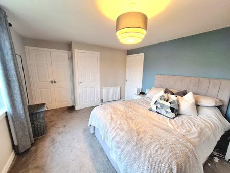 2 bedroom semi-detached house to rent - Photo 2