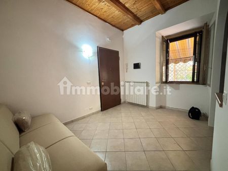 Bilocale viale Vittorio Veneto 1, Squarciarelli, Casalaccio, Pratone, Grottaferrata - Photo 2