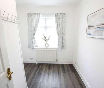 North Street, Romford, RM1 - Photo 6