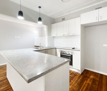 Renovated family home! - Photo 6