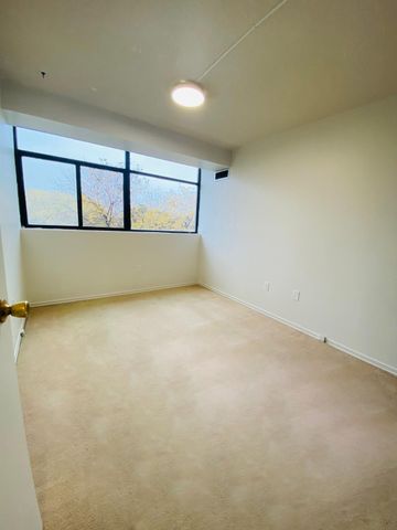 For Lease - 100 Antibes Drive Unit# 503, Toronto, Ontario - Photo 4