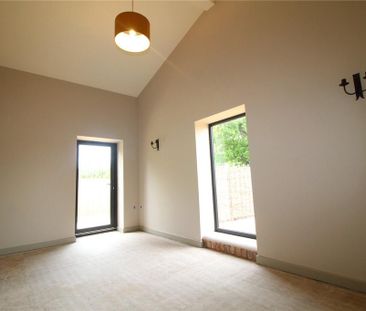 3 bedroom barn conversion to rent - Photo 3
