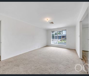 Open the Door to Coastal Calm - Photo 3