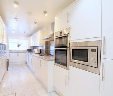 1 bedroom in a house share to rent - Photo 6