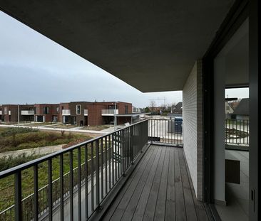 Nieuwbouwappartement op uitstekende locatie in Rumbeke - Photo 1