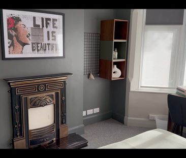 5 Bed Semi-Detached House, Rolleston Drive, NG7 - Photo 3