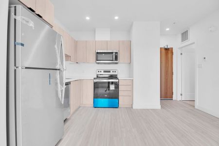 For Lease - 408 Dundas Street Unit# 408, Cambridge, Ontario - Photo 5