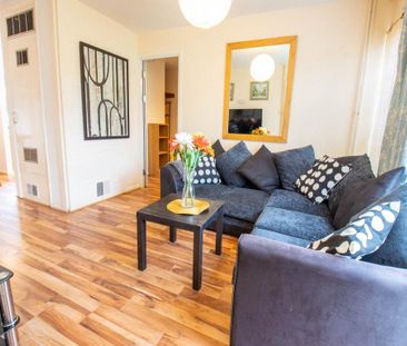 5 bedroom house to rent - Photo 2