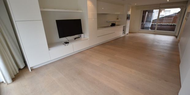 Appartement te huur in Knokke voor € 1.650 met 3 slaapkamers - Photo 1