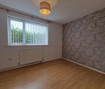 2 bedroom semi-detached house to rent - Photo 6