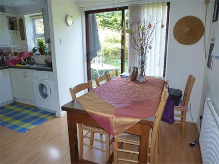 3 bedroom terraced house to rent - Photo 4