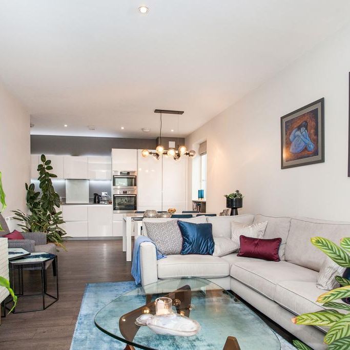 2 bedroom flat to rent - Photo 1