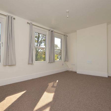 Flat to rent - Stanstead Road, London, SE23 - Photo 4