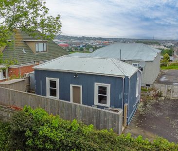 Warm, welcoming home at an affordable price! - Photo 6