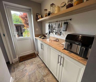 Valebridge Road, RH15 - Photo 3