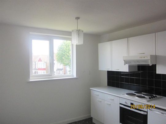 2 Bedroom Flat - Photo 1