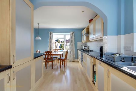 3 bed detached bungalow to rent in Normandy Lane, East Preston, BN16 - Photo 2