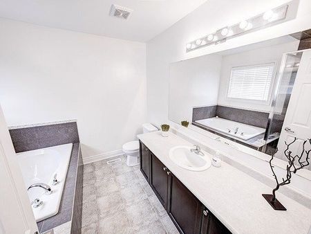 For Lease - 100 Sun King Crescent, Barrie, Ontario - Photo 5