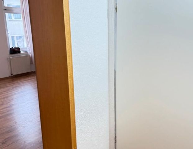 Duisburg Rheinhausen DG 3,5 Zimmer Wohnung zu Vermieten - Foto 1