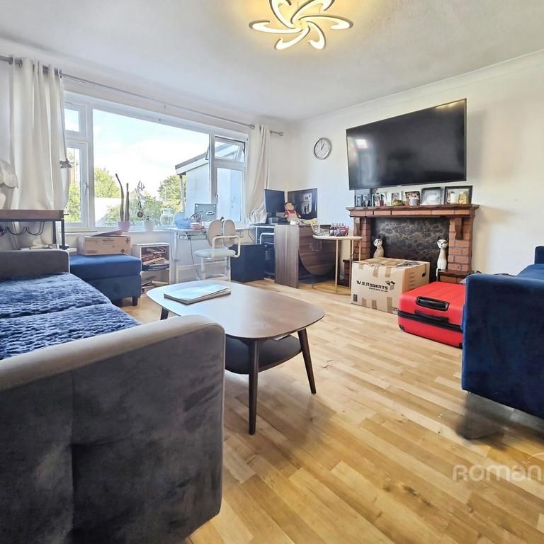 4 bedroom terraced house to rent - Photo 1
