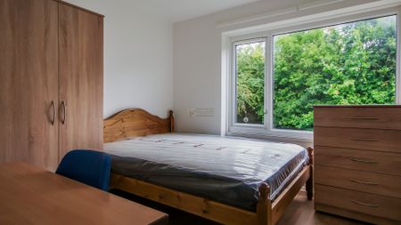 30 Roman Way - Photo 4