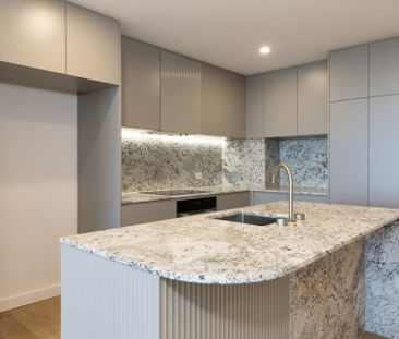 Stylish City Living on Constitution Ave - Photo 2