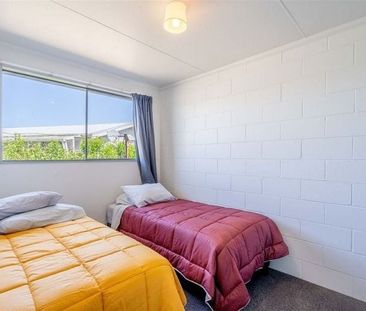 Tidy 2BR Unit near Thomson Park! - Photo 3