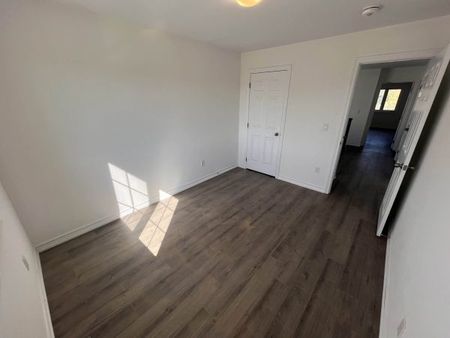 90 Brennan Cres - Photo 3