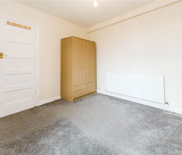 3 bedroom apartment to rent - Photo 1