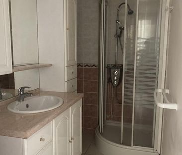 Location Appartement 2 pièces 38m² LISIEUX 14100 - Photo 1