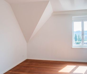 Neuwertige 2.5-Zi. Dachwohnung - Photo 2