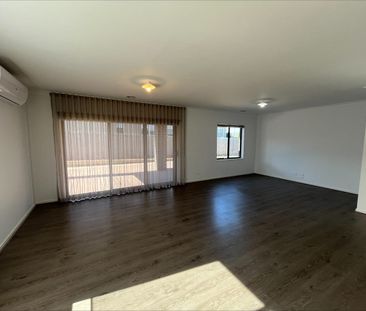 Stylish, Spacious & Designed For Modern Family Life - Photo 2