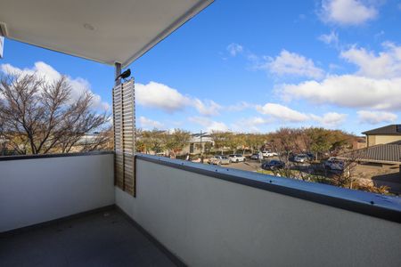 17 Guava Street, Kalkallo VIC 3064 - Townhouse For Rent | Domain - Photo 2