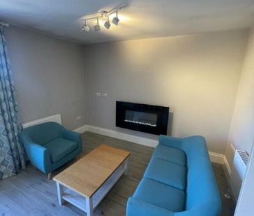 Apt 3, 34 Wellington Park, Belfast, BT9 6DN - Photo 1