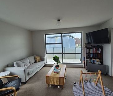 Chic 2BR Apartment with Extras! Water included! - Photo 2