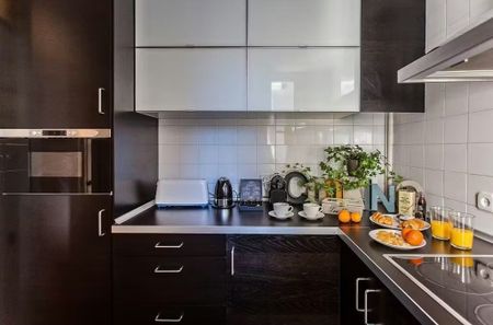 Carrer de Vic, Barcelona, Catalonia 08006 - Photo 2