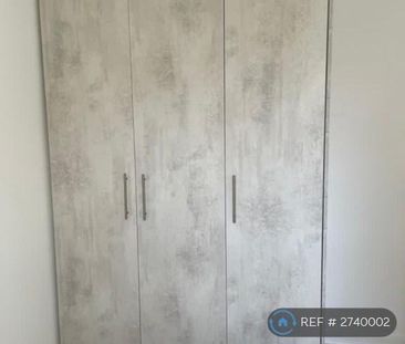 2 bedroom maisonette to rent - Photo 4