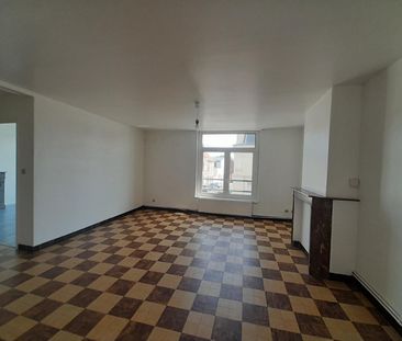 Location Appartement 2 pièces 53m² ST OMER 62500 - Photo 2