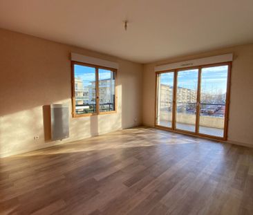 Location Appartement 3 pièces 67m² - Photo 1