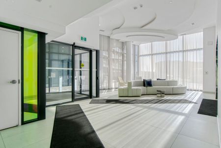 For Lease - 3200 Dakota Common Unit# B906, Burlington, Ontario - Photo 3