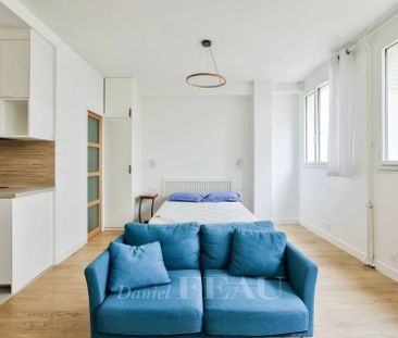 Location studio, Paris 7ème (75007), 1 pièce, 32.2 m², ref 86383433 - Photo 3