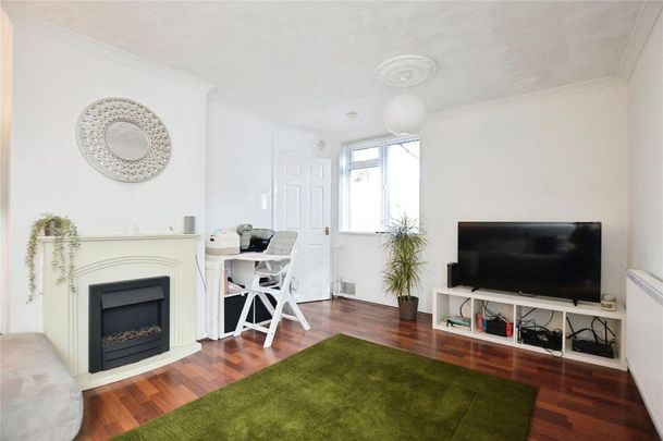 2 bedroom detached house to rent - Photo 1