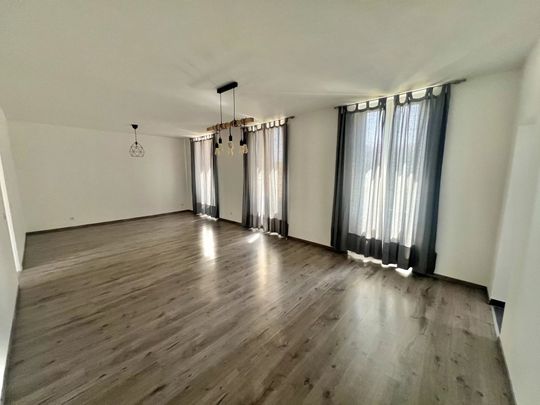 Location Appartement 3 pièces 81m² VALENCE 26000 - Photo 1