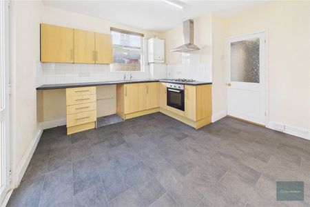 Sea View Avenue, Plymouth, Devon, PL4 - Photo 3