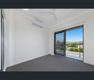 2/81 Banfield Drive, Mount Louisa, Qld 4814 - Photo 2